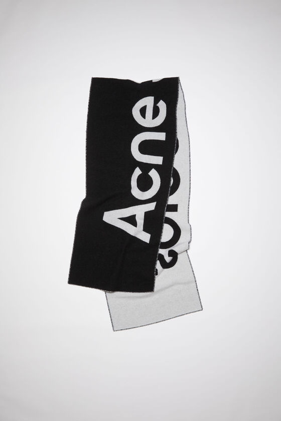 (image for) Acclaimed Logo jacquard scarf - Narrow